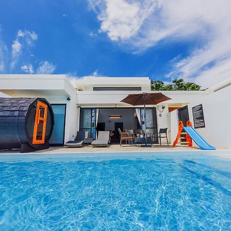 Private Pool Villa 本部町 エクステリア 写真